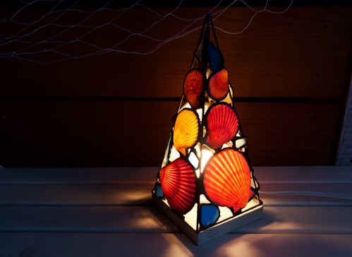 貝殻とシーグラスのランプ作りコース」の体験ギフト。シーボーンアート