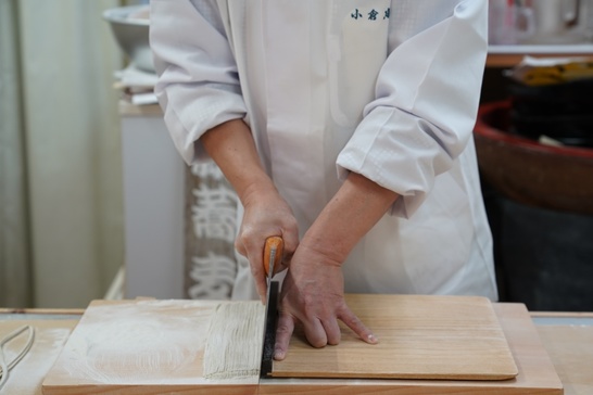 東京・谷中・そば打ち】そば屋の主人が教えます！そば打ち体験