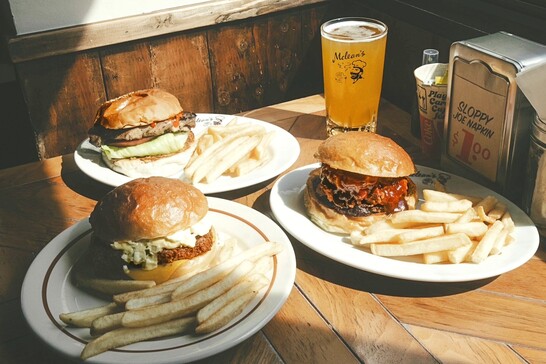 バーガーチケット利用コース（テイクアウト可）」の体験ギフト。McLean