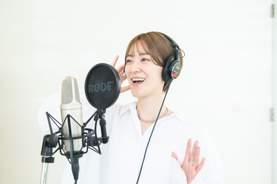 ボーカルレッスンコース（防音室3回レンタル付き）」の体験ギフト。JOY