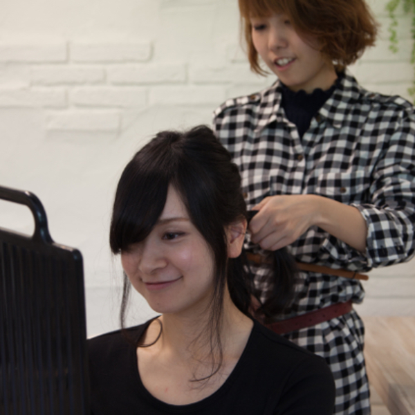 ヘアアレンジレッスンコース ヘッドスパ付き の体験ギフト Mint 所要時間 90 100分 1人向け 東京都 Relax Gift Green