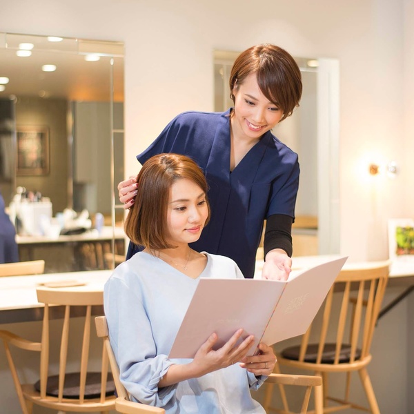 ヘアスタイリングレッスンコース の体験ギフト アトリエはるか ルミネ横浜店 所要時間 50分 2人向け 神奈川県 Relax Gift Green