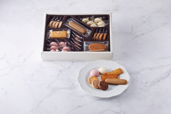 帝国ホテル ティータイムセット」をギフトとして贈れます。 - 総合版