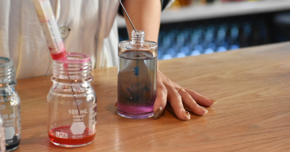 体験の記憶が、香りとして残り続ける