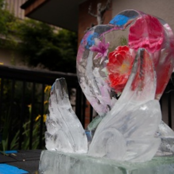 氷彫刻コース の体験ギフト 有限会社 清水氷彫美術 所要時間 60分 1人向け 東京都 総合版カタログblue