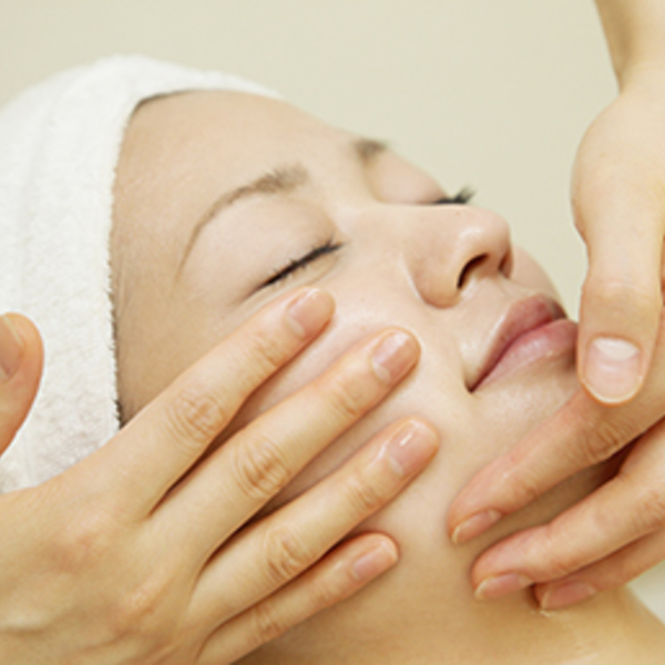 リラクトリートメントフェイシャルコース の体験ギフト リラク ネイル サロンドシー 小山本店 所要時間 90分 1人向け 栃木県 Relax Gift Green