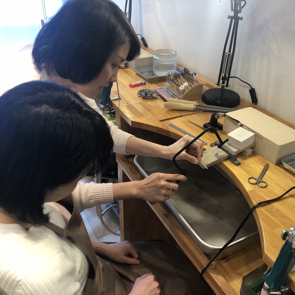 シルバーリング手作りコース の体験ギフト Liberte 所要時間 100 150分 1人向け 東京都 ものづくりの体験ギフト Green