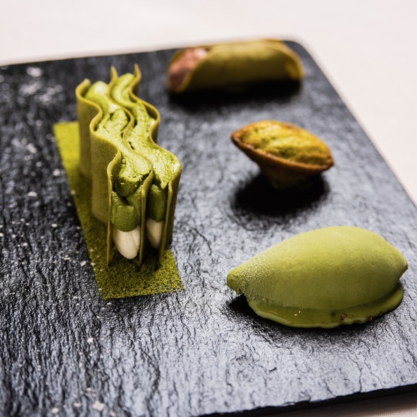 ディナーコース の体験ギフト L Oiseau Par Matsunaga 2人向け 北海道 レストランギフト Red